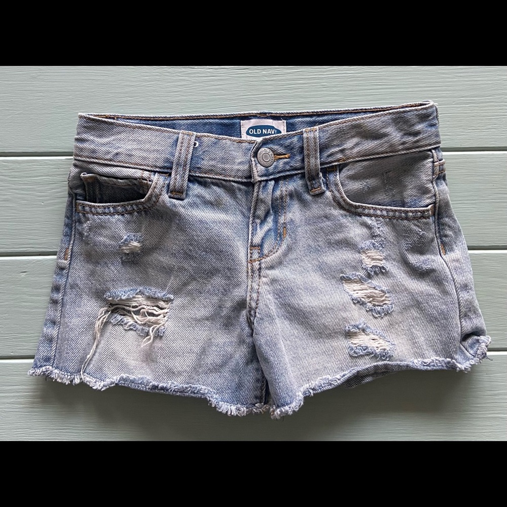 Distressed shorts